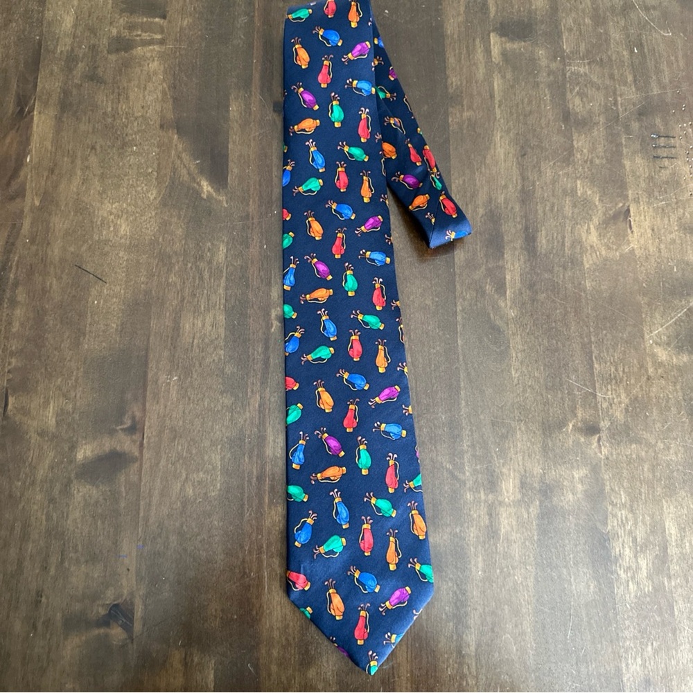 Alynn Neckwear 100% Silk Tie Necktie Colorful Old Golf Bags Golfing Dad Grandpa
